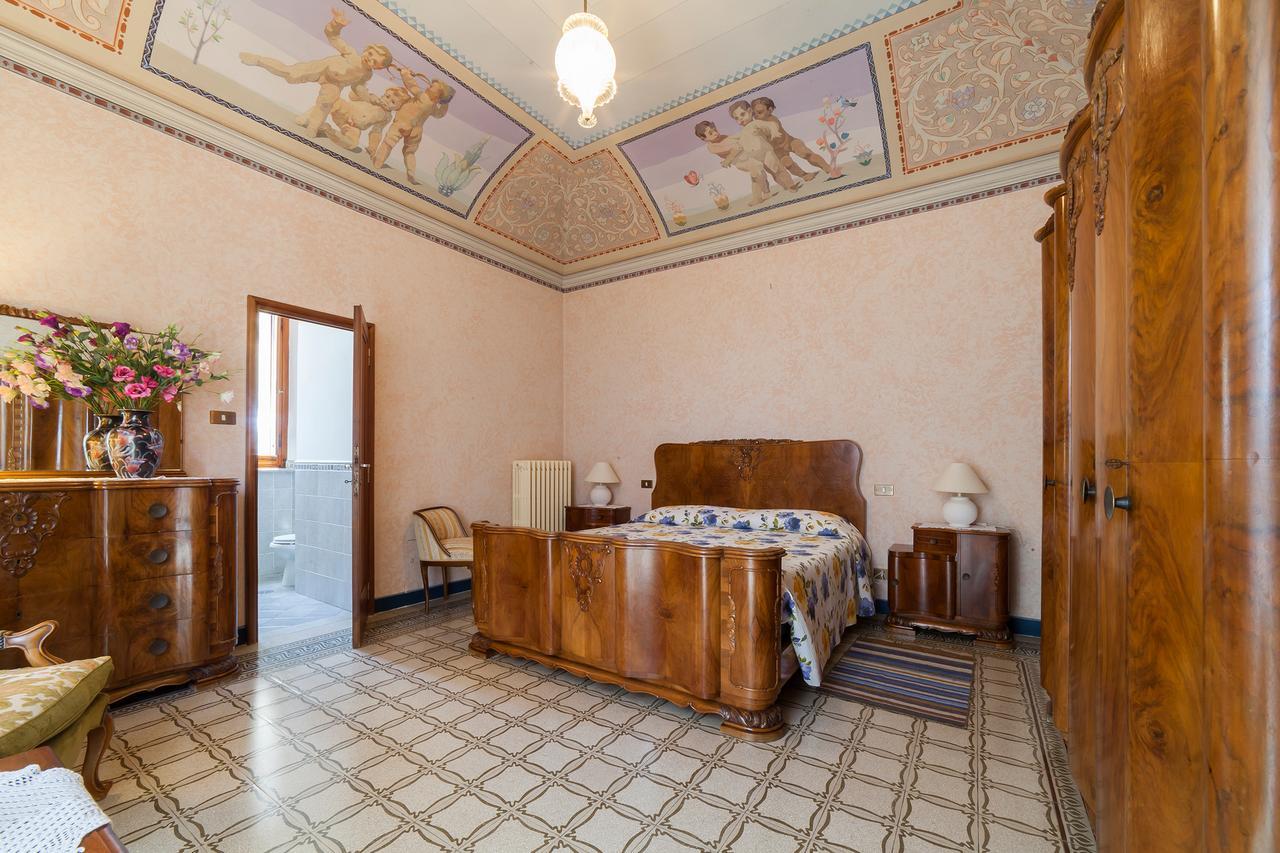 Villa Bengodi Фонтебланда Экстерьер фото